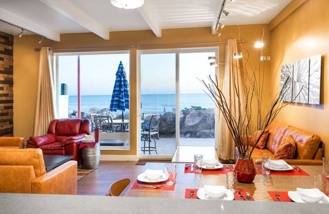 Jaw-Dropping Beach-Front Retreat!