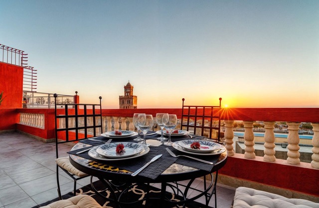 Jaws By Frida Home - Rooftop