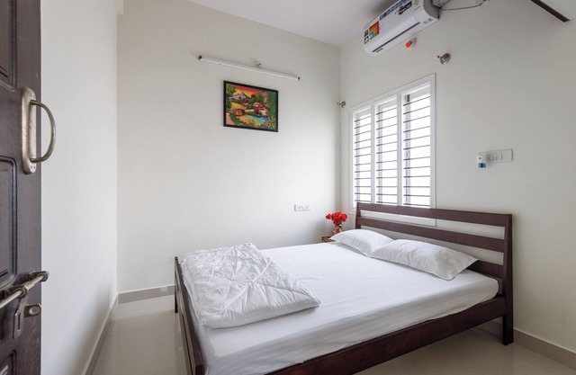 Jazzy 2BHK Penthouse-12 to mins-Manyata-Karle Town Center-Bhartiya City