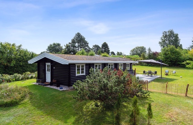 "Jeppe" - 500m from the sea by Interhome