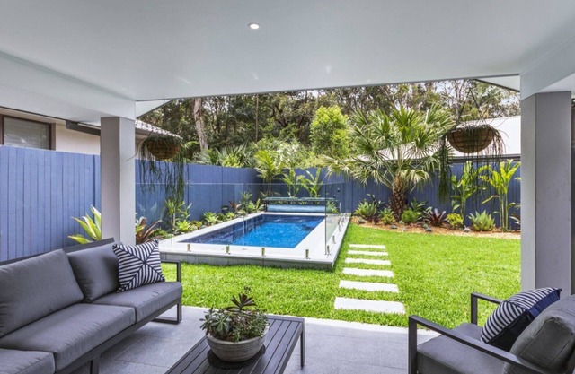 Jeweller's Retreat by HolidayCo.