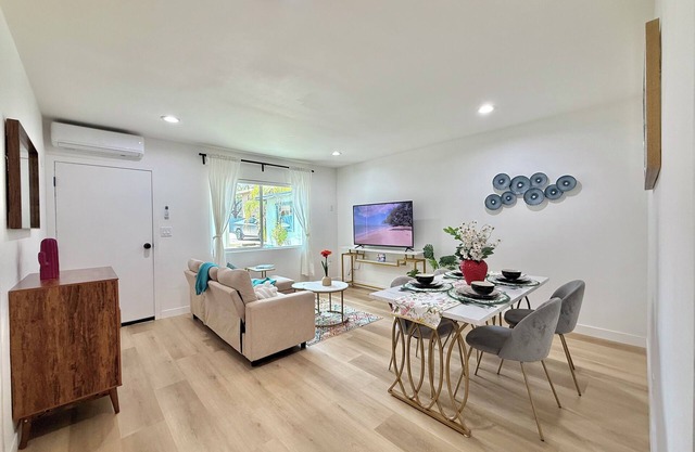 Jie choice- New! 2b1b Vista Haven Pasadena