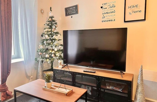 Jolie maison 2 chambres - CLIM MOBILE - TV - Proche d un lac