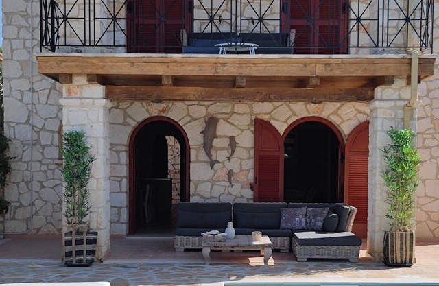 Jootiq Villas. Combine traditional stone built concept with supreme comfort!
