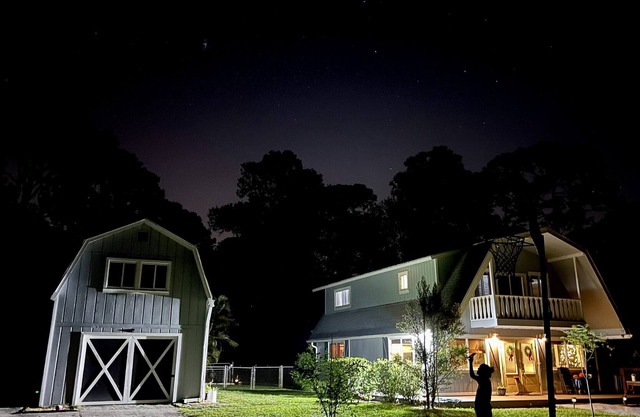 Jupiter Farmhouse - a tropical setting with history