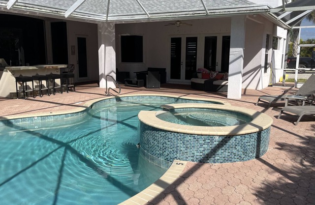 Jupiter - private Mediterranean home that sleeps 10 comfortably