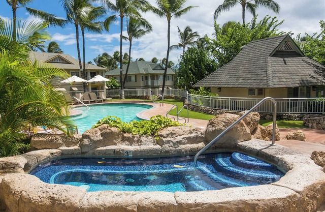 Kai Lani 3D Oceanfront ground floor with direct access to the beach