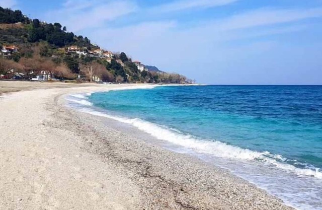 Katerina Fotopoulos Homes & Apartments