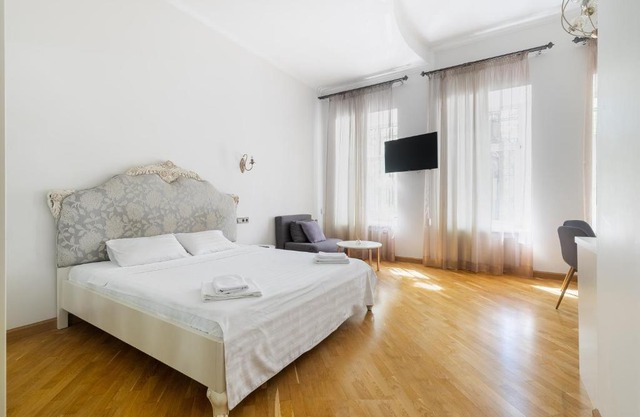 KayKay Apartments