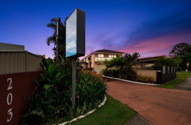 Kennedy Drive Boutique Motel - Close To City Centre & Airport