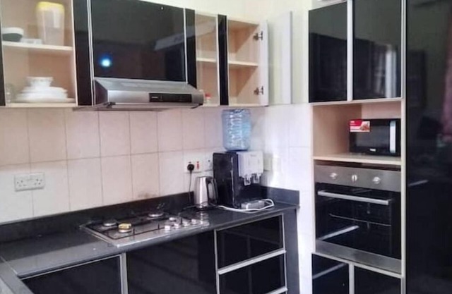 Keys to Paradise 2bedroom flat