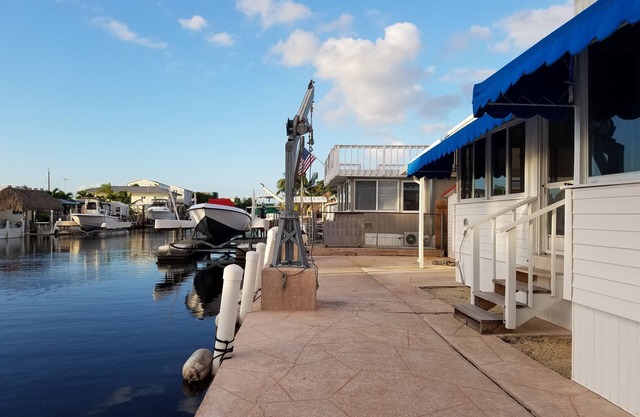 Keys Waterfront Paradise!