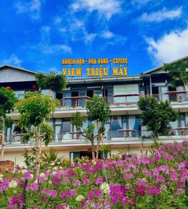 Khu Nghỉ Dưỡng View Triệu Mây