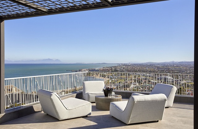 Kianga Luxury Penthouse
