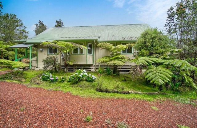 Kilauea Cottage – A Rainforest Retreat in Volcano, Hawai‘i, Private & Peaceful!