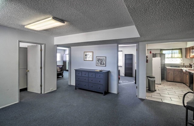 Kingman Apartment < 2 Miles to Route 66 Sign!