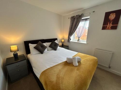 Kingsway House - Spacious 4 Bed Home From Home in Derby