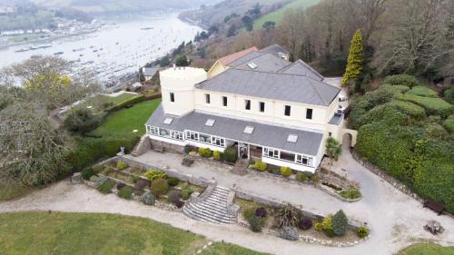Kingswear Park Club with Swimming Pool & Spa