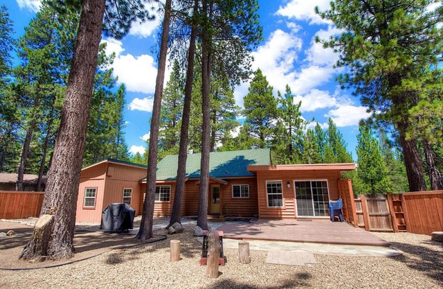 Kiowa Lake House by Lake Tahoe Accommodations