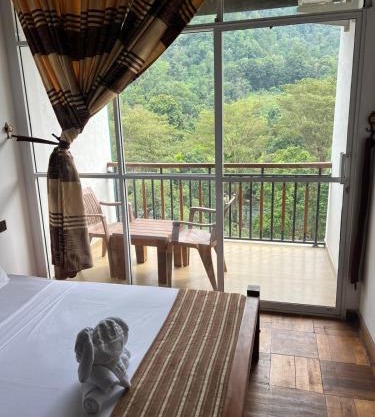 Kitulgala Ebony Riverside Resort
