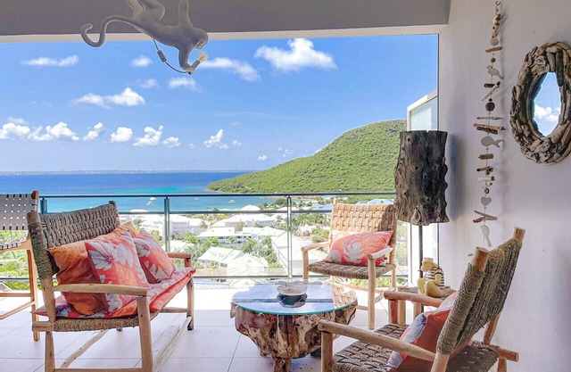 Koala 2, elegant studio with sea view in Anse Marcel