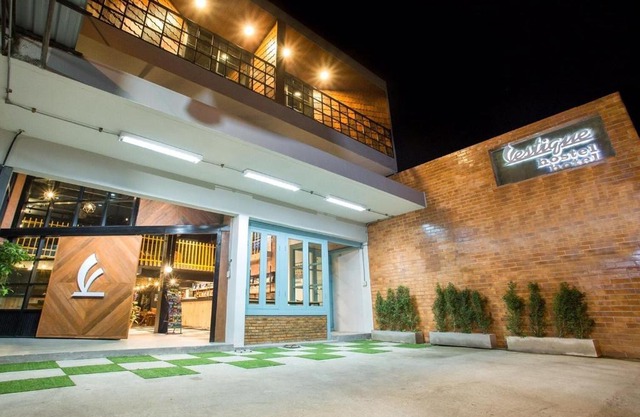 Koenji Guest House & Bar Chiang Mai