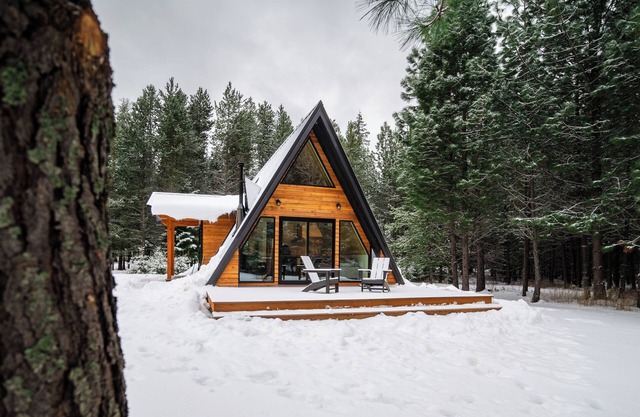 Koselig A-Frame Near Sandpoint & Schweitzer