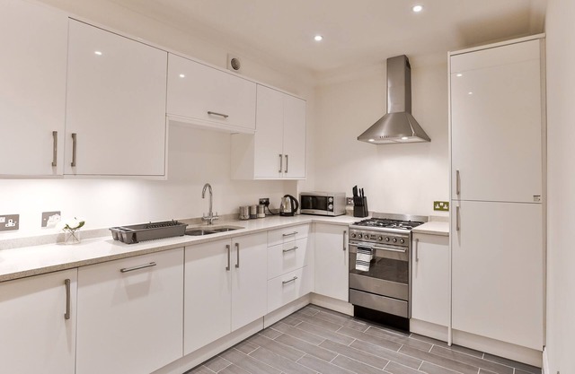 KVM - Jubilee Mansions 2