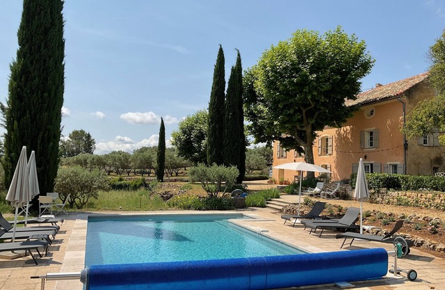 L'Alérie, magnificent Provencal bastide, charm and tranquility, swimming pool and private tennis court