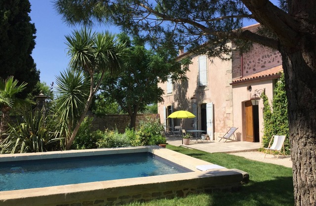 "L'ORANGERIE" SUITE of 70 M2 with direct access to the POOL - 1 to 4 Pers