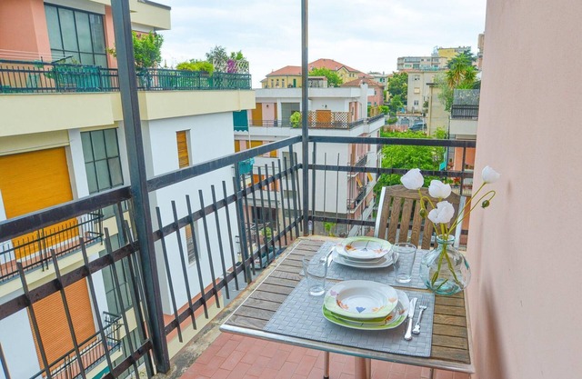 La Bella Vita Marina Beach by Holiday World