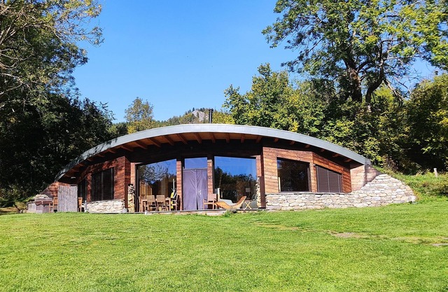 La Bulle de Bois, unusual ecolodge with private spa - Bulles d'Herbe
