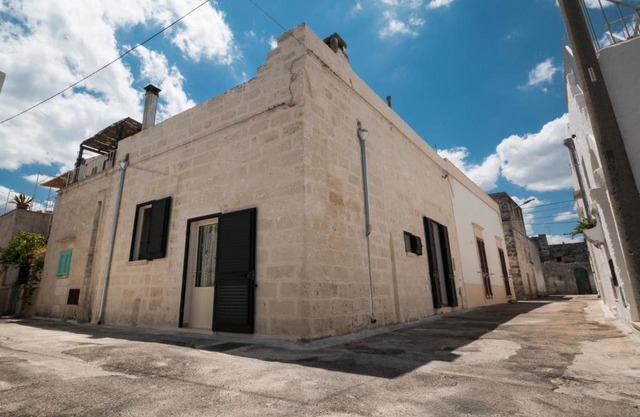 La casa del Poeta Salentino (Casa vacanze a Marittima per 3 persone)