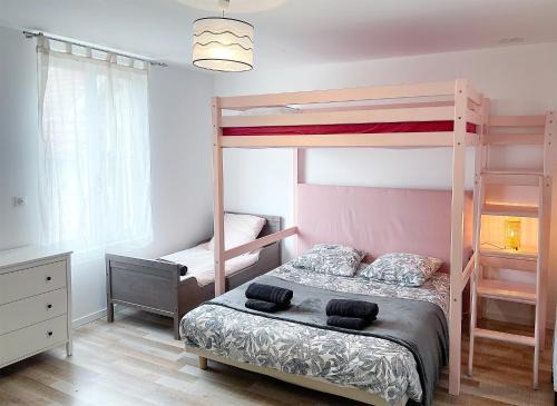 La Family House, spacieuse avec wifi, extérieur et parking