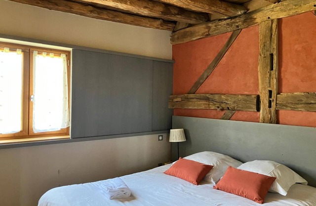 La Huzarde Cottage in Montbeugny for 4 pers., Pets Allowed, Parking