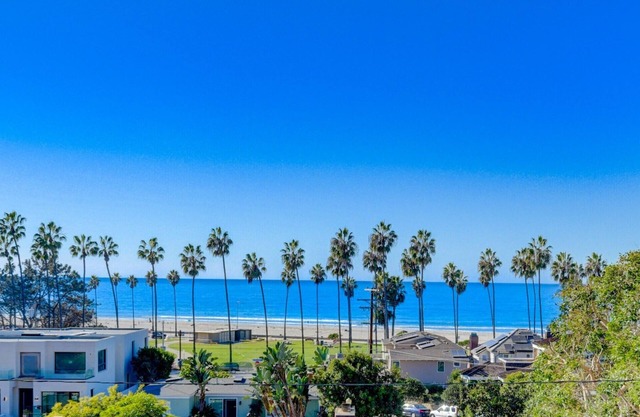 La Jolla Shores Luxury Home with Breathtaking Views