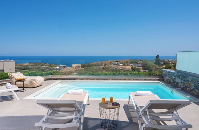 La Mer de Crete Suite private pool & sea view