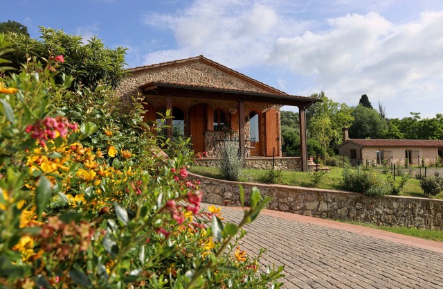 La moraiola - Characteristic Tuscan barn