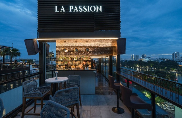 La Passion Premium Cau Go Hotel