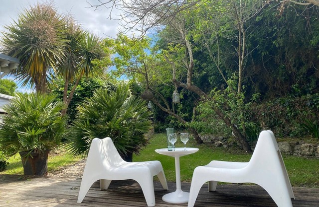 La vigie les pieds dans l'eau