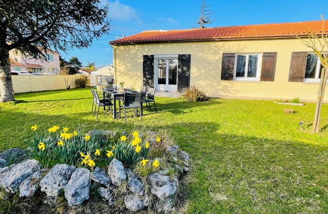 La villa de Marennes 5 minutes from beaches and town center. Ideal for epicureans