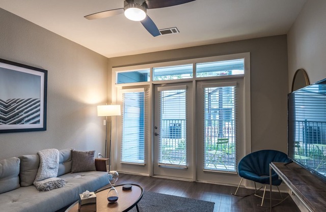 Ladybird South Shore I 1 Bedroom Apartment