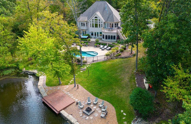 Lake Charrette Retreat at Innsbrook