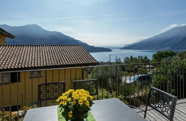 Lake Como - Residence La Collina - Orange