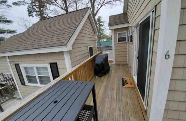 Lake views w private beach-Near Weirs Beach