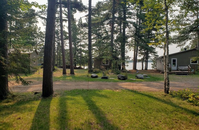 Lakefront Cabin on Island Lake