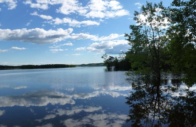 Lakefront Cottage (Hinckley Lake)