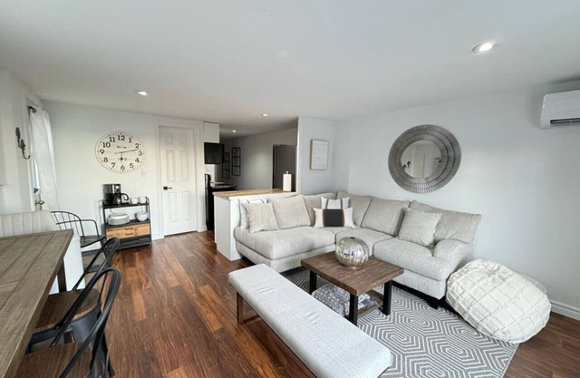 Lakefront Getaway Sparrow Lake Muskoka Beach House