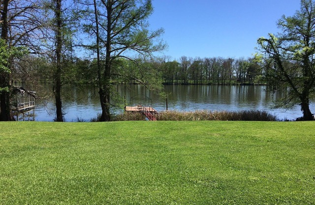 Lakefront Lodge On Beautiful Lake Concordia