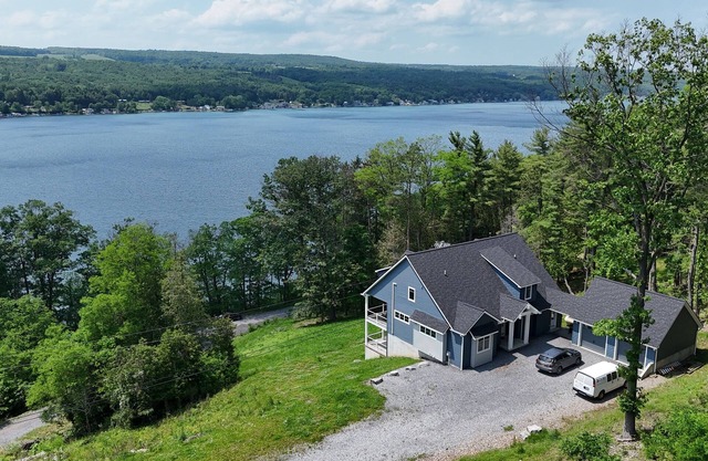 Lakefront | Wine Trail | New Build | Dock